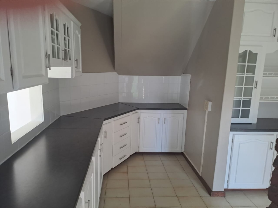 3 Bedroom Property for Sale in Beacon Bay North Eastern Cape